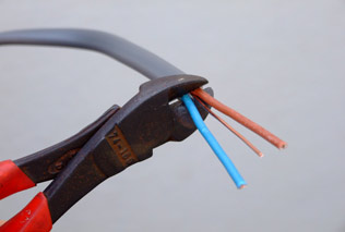 Qualified Electrician